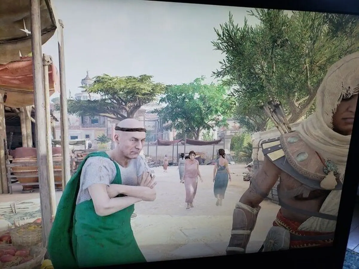 No sabía que Patrick Stewart tuviese un cameo en 'Assassin's Creed: Origins'....