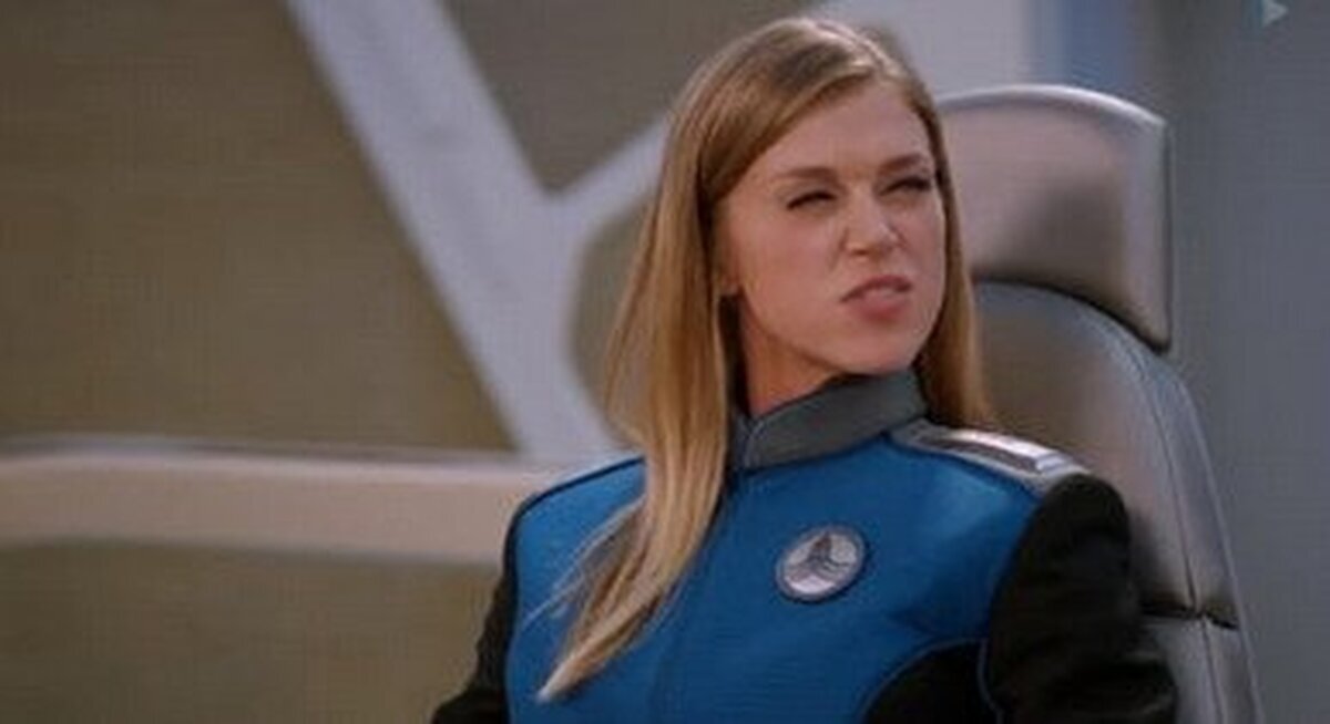 Mi cara cuando alguien sigue diciendo que la Tierra es plana