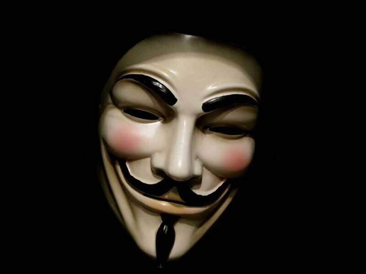 “El pueblo no debería temer a sus gobernantes, son los gobernantes los que deberían de temer al pueblo.”(V de Vendetta) 