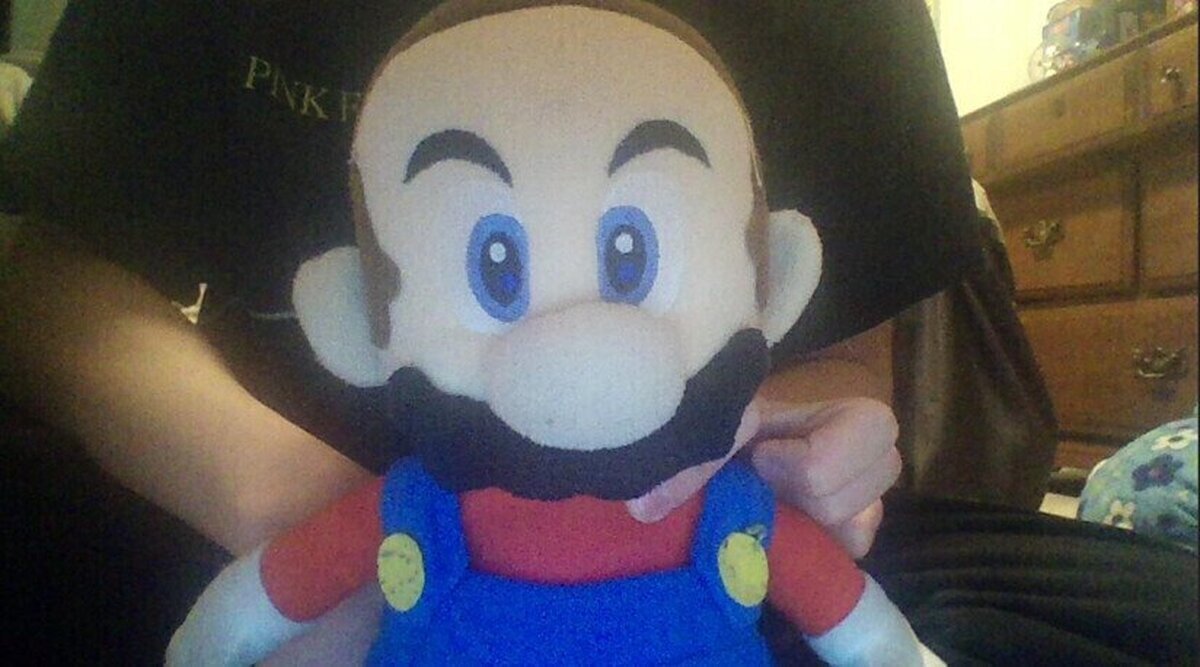 Mario cuando se quita la gorra da bastante miedo. Por Beautiful_Fishing569
