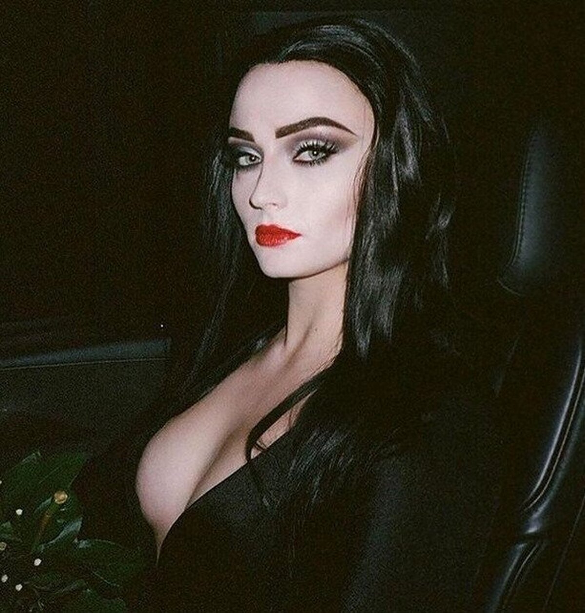 ¿Hola, Netflix? ¿Necesitan una candidata con ADN Addams para su serie de Merlina?