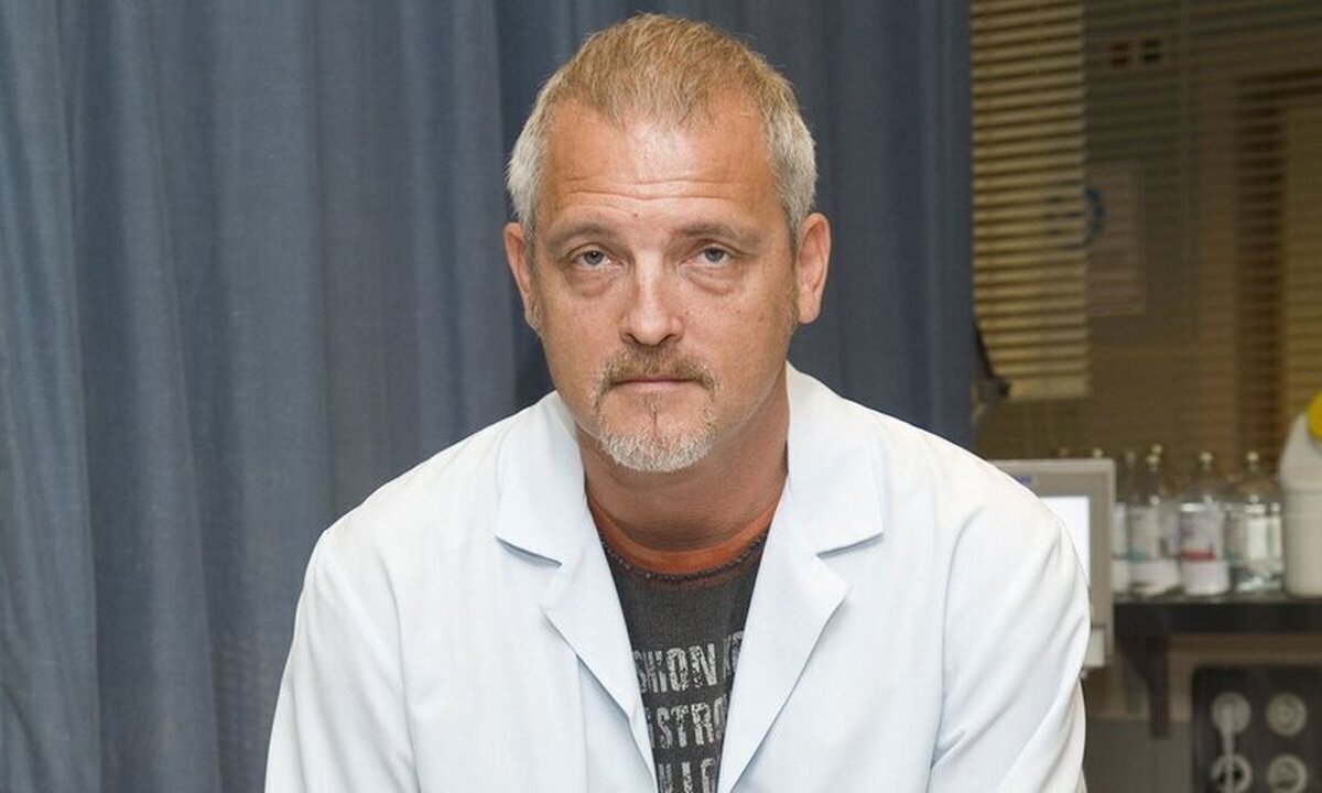 Fallece el actor Jordi Rebellón, el Dr.Vilches en "Hospital Central", a los 64 años tras haber sufrido un ictus del que no se ha podido recuperar. Descanse en paz 