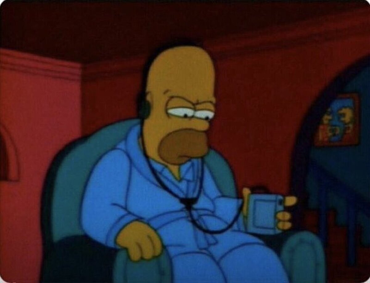 Yo analizando la letra de la cancion para ver si coincide exactamente con mi vida 