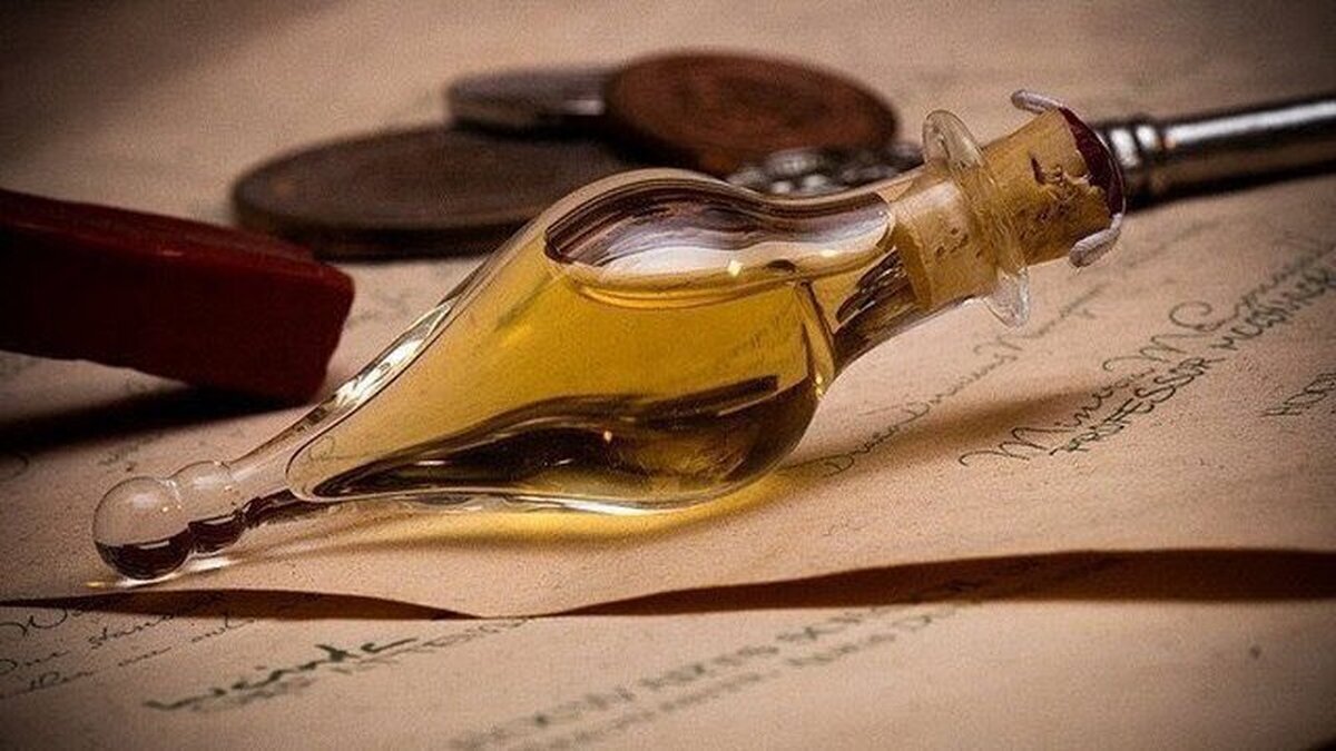 Tienes 10 segundos para compartir este frasco de Felix Felicis para tener suerte y aprobar todos tus exámenes