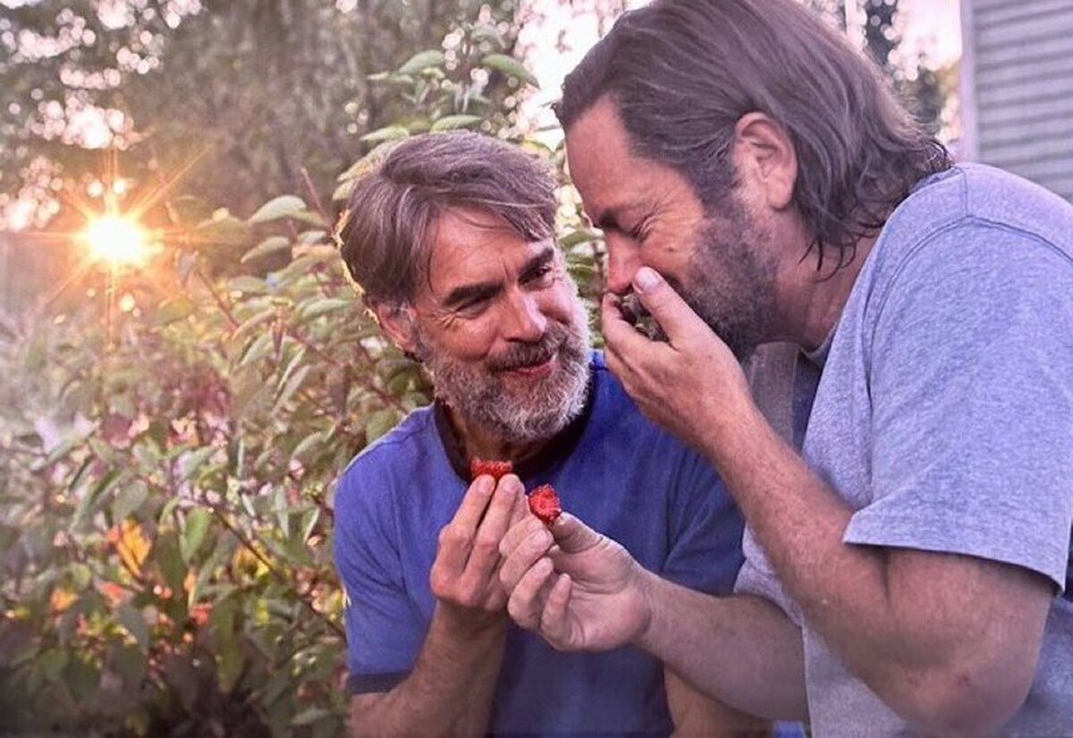 Si me tocase vivir el postapocalipsis ojalá un huertecito de fresas con mi persona favorita.#TheLastOfUsHBO  