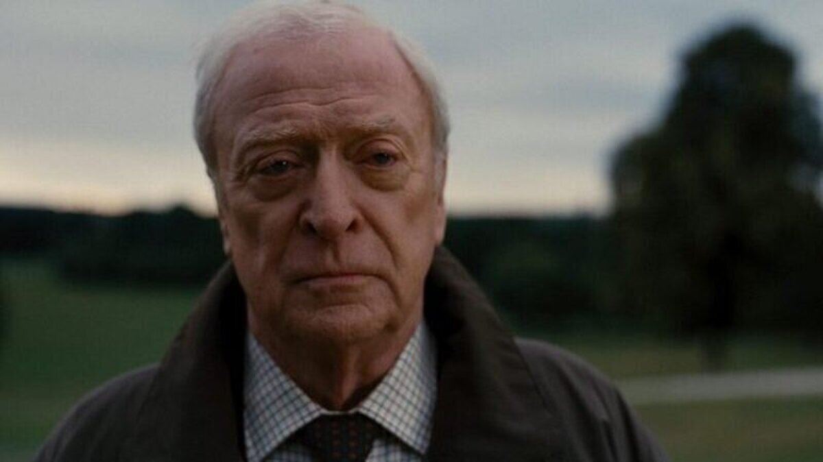 Feliz cumpleaños al mejor Alfred que ha podido y tendrá Batman.Sr. Michael Caine