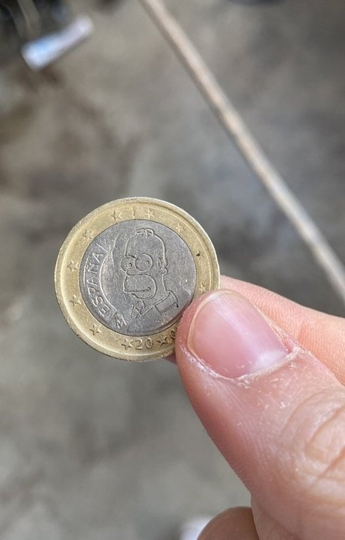 Chavales ¿está moneda valía pasta no?