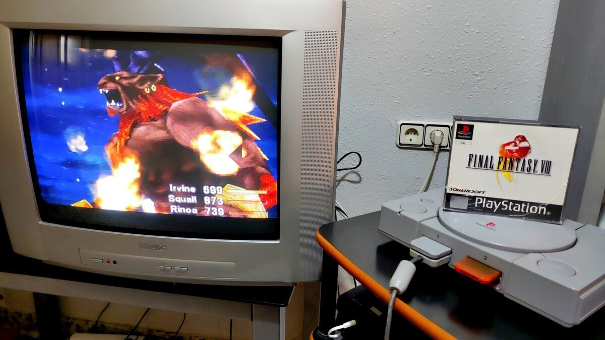 Final Fantasy VIII acaba de cumplir 25 añazos