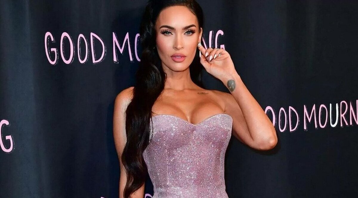 GALERÍA: Megan Fox afirma que  le 'duele el cuerpo' por cargar con el peso de los pecados de los hombres