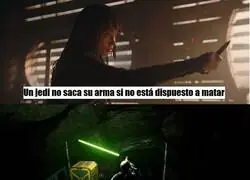 Brilla, pero hace daño. Pero brilla.