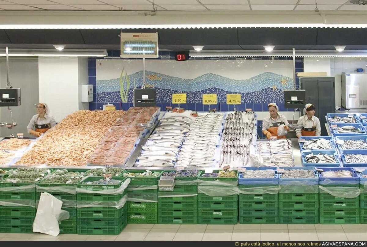 Lío en el Mercadona: encuentran este plástico en el interior de sus pescados y carnes