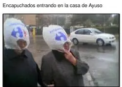 Gente muy peligrosa en casa de Ayuso