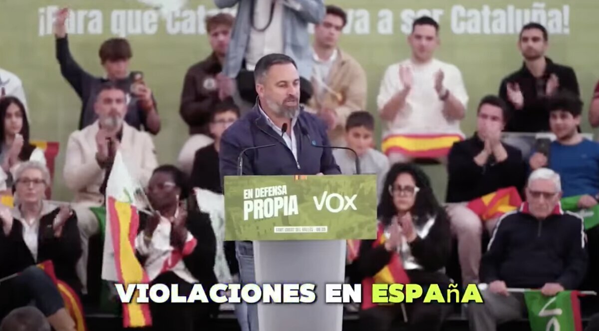 Así responde Santiago Abascal a una persona que le grita "gilipollas" durante un mitin