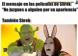 "¡Mira, un enano!"